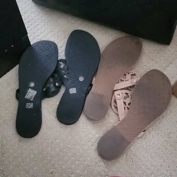 Tory Burch sandals Black and Tan size 8 - Picture 4 of 8